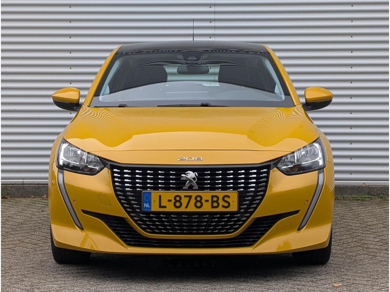 Peugeot 208 Allure 1.2 Turbo 100pk | PANODAK | STOELVERW. | DEALERONDERHOUDEN | NAVI | CAMERA |