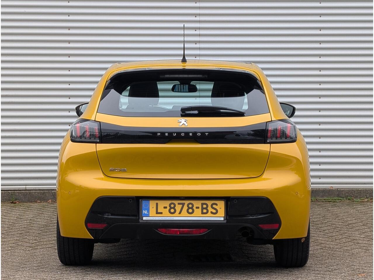 Peugeot 208 Allure 1.2 Turbo 100pk | PANODAK | STOELVERW. | DEALERONDERHOUDEN | NAVI | CAMERA |