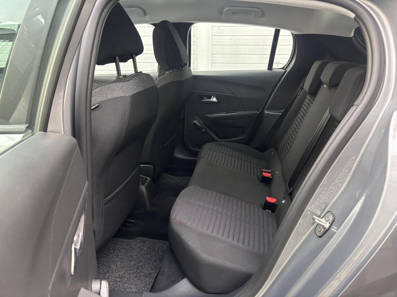 Peugeot 208 Blue Lease Active 1.2 75pk | NAVI | PARKEERHULP | LED KOPLAMPEN | AIRCO | CRUISE CONTROL | UNIEKE KM-STAND!