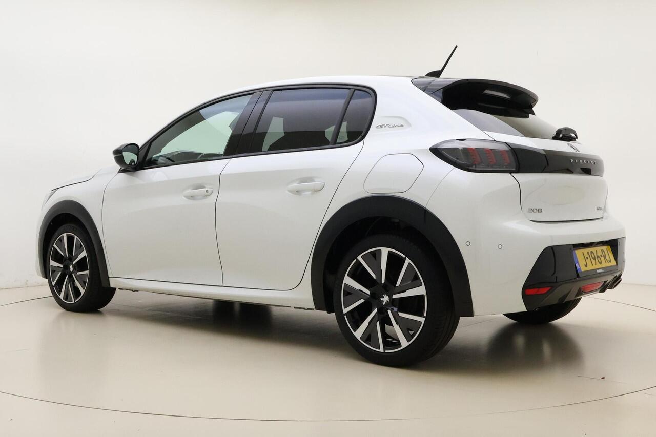 Peugeot 208 1.2 PureTech GT-Line | Achteruitrijcamera | Apple carplay/ Android auto | Keyless entry | Cruise control | Lichtmetalen velgen 17'' |