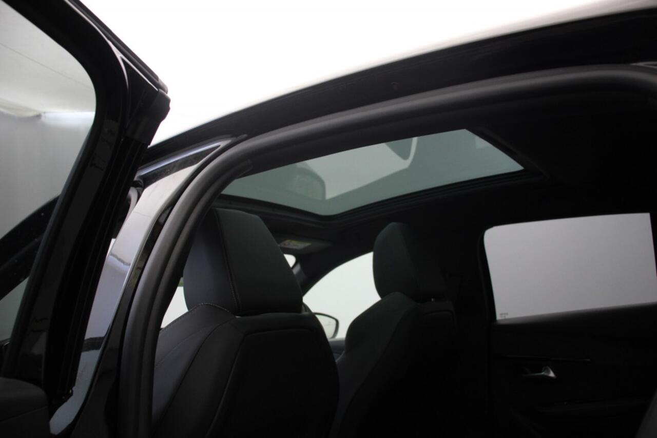 Peugeot 208 e-208 GT 350 50 KWH - Panorama, Carplay, Digitaal Cockpit, Camera, Stoelverw. SOH 88,7%