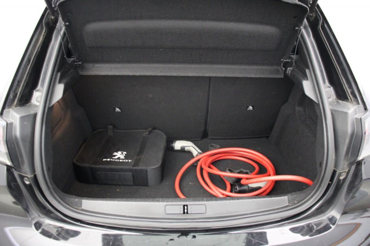 Peugeot 208 e-208 GT 350 50 KWH - Panorama, Carplay, Digitaal Cockpit, Camera, Stoelverw. SOH 88,7%