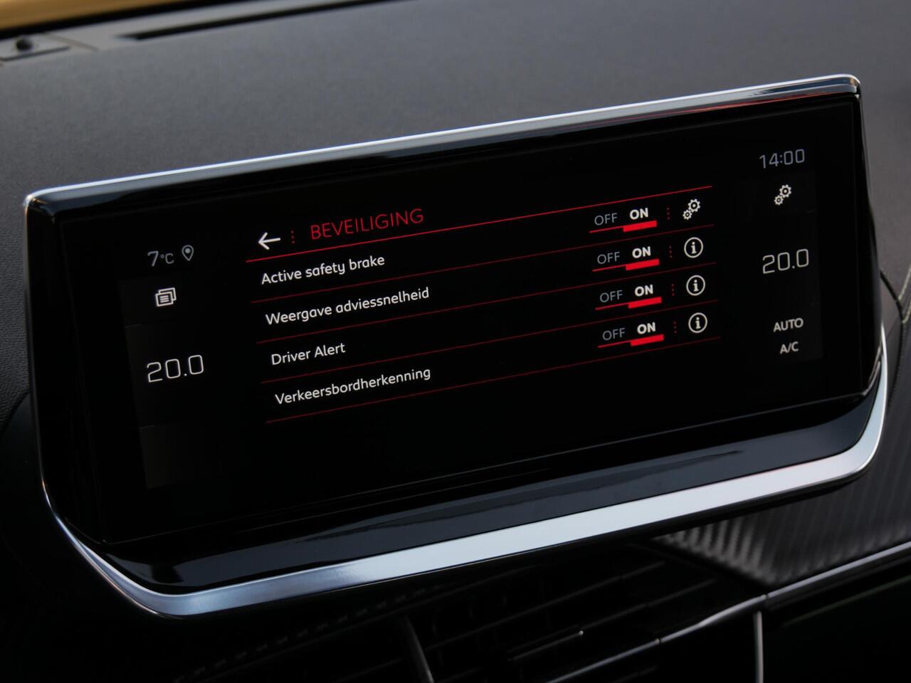 Peugeot 208 1.2 GT-LINE/ PANORAMADAK/ KEYLESS/ NL-AUTO VAN 1STE EIGENAAR