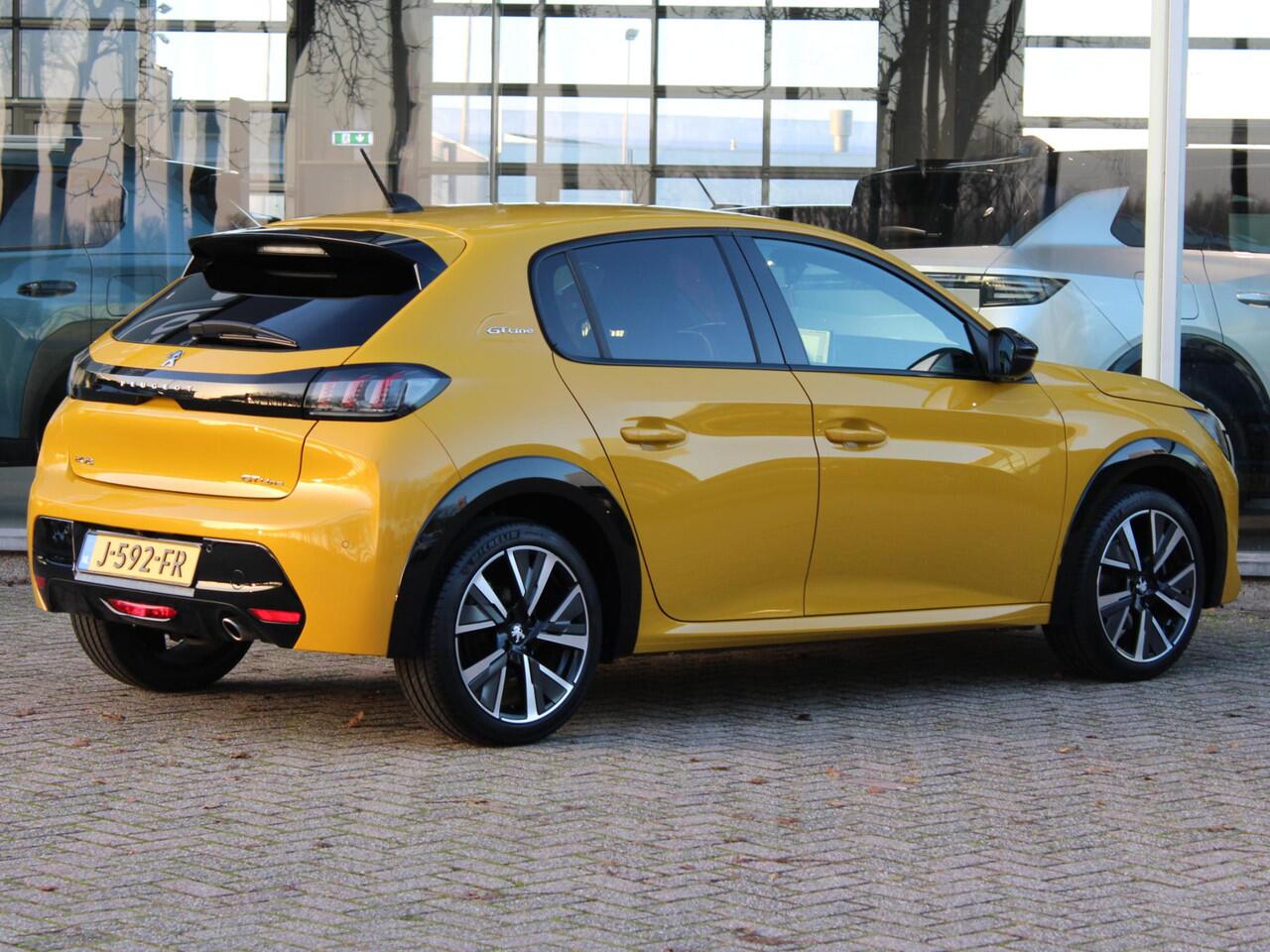 Peugeot 208 1.2 PT GT-Line | Camera / Climate / Stoelverw.