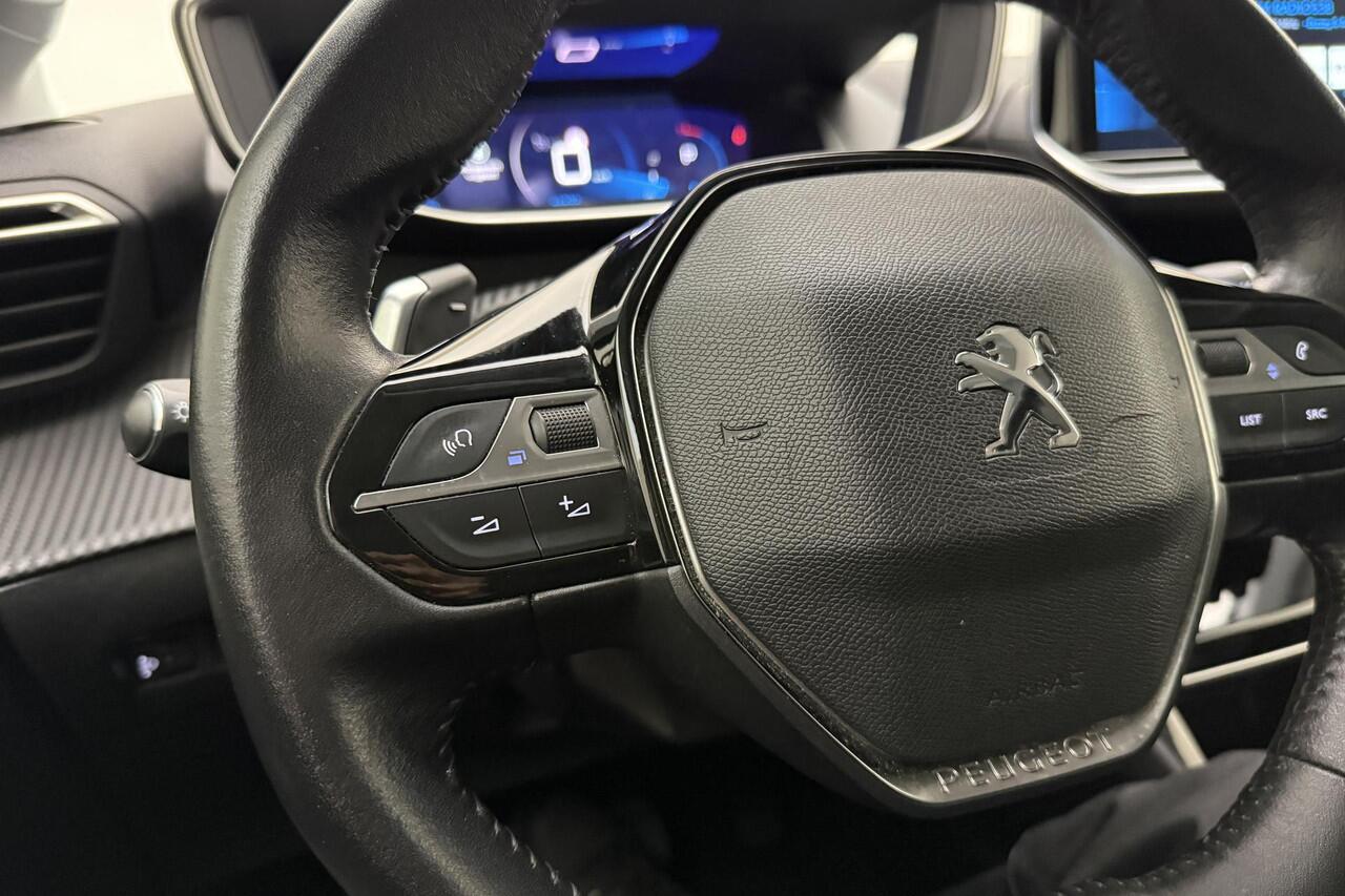 Peugeot 208 1.2 PureTech Allure 100pk Automaat | Navigatie | LM velgen extra getint | Climate Control