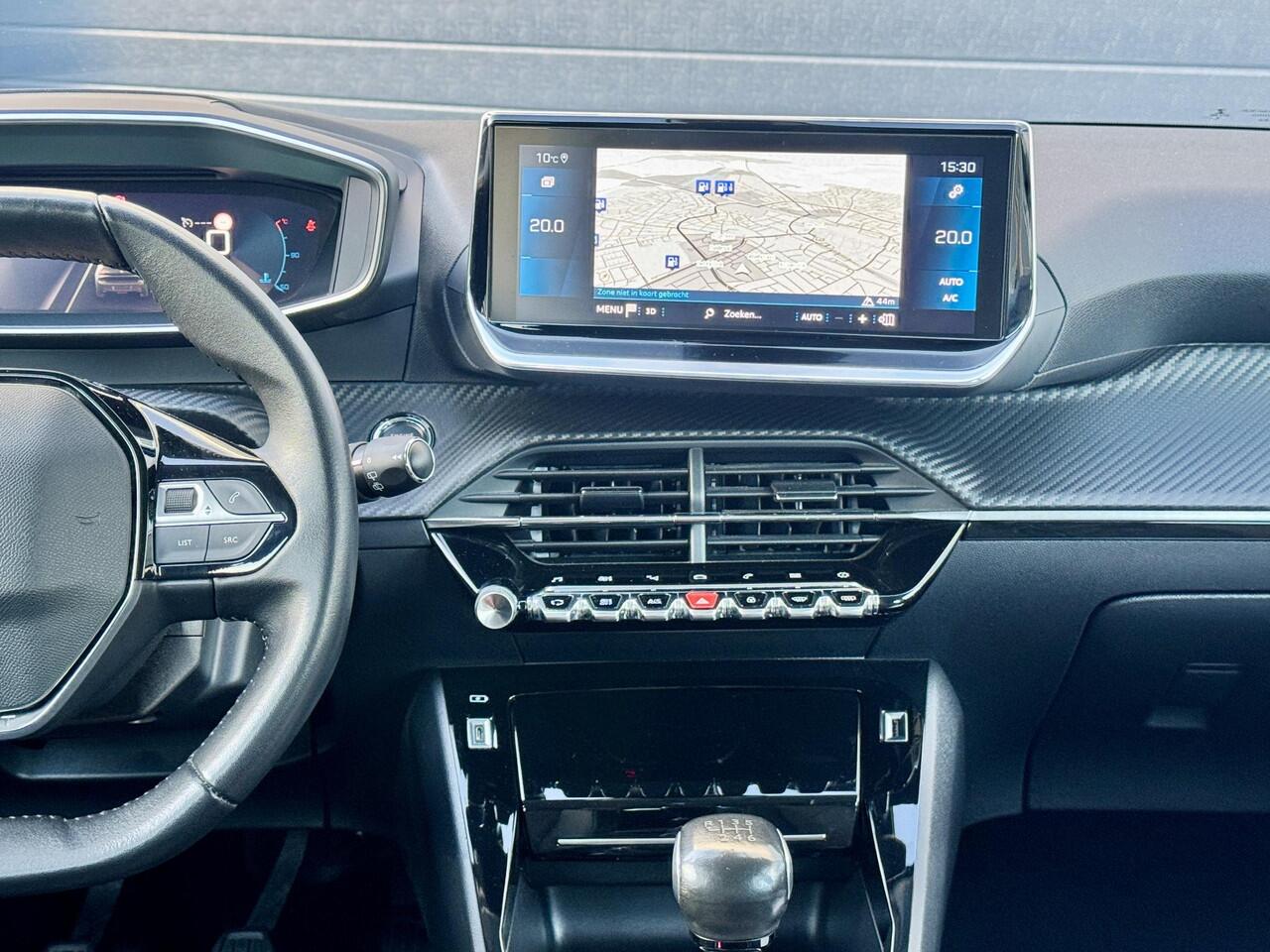 Peugeot 208 1.2/ 101 PK Allure LED/ Camera/ BTW/ PDC V+A/ 1e eigenaar/ Nieuwe riem/ NAP