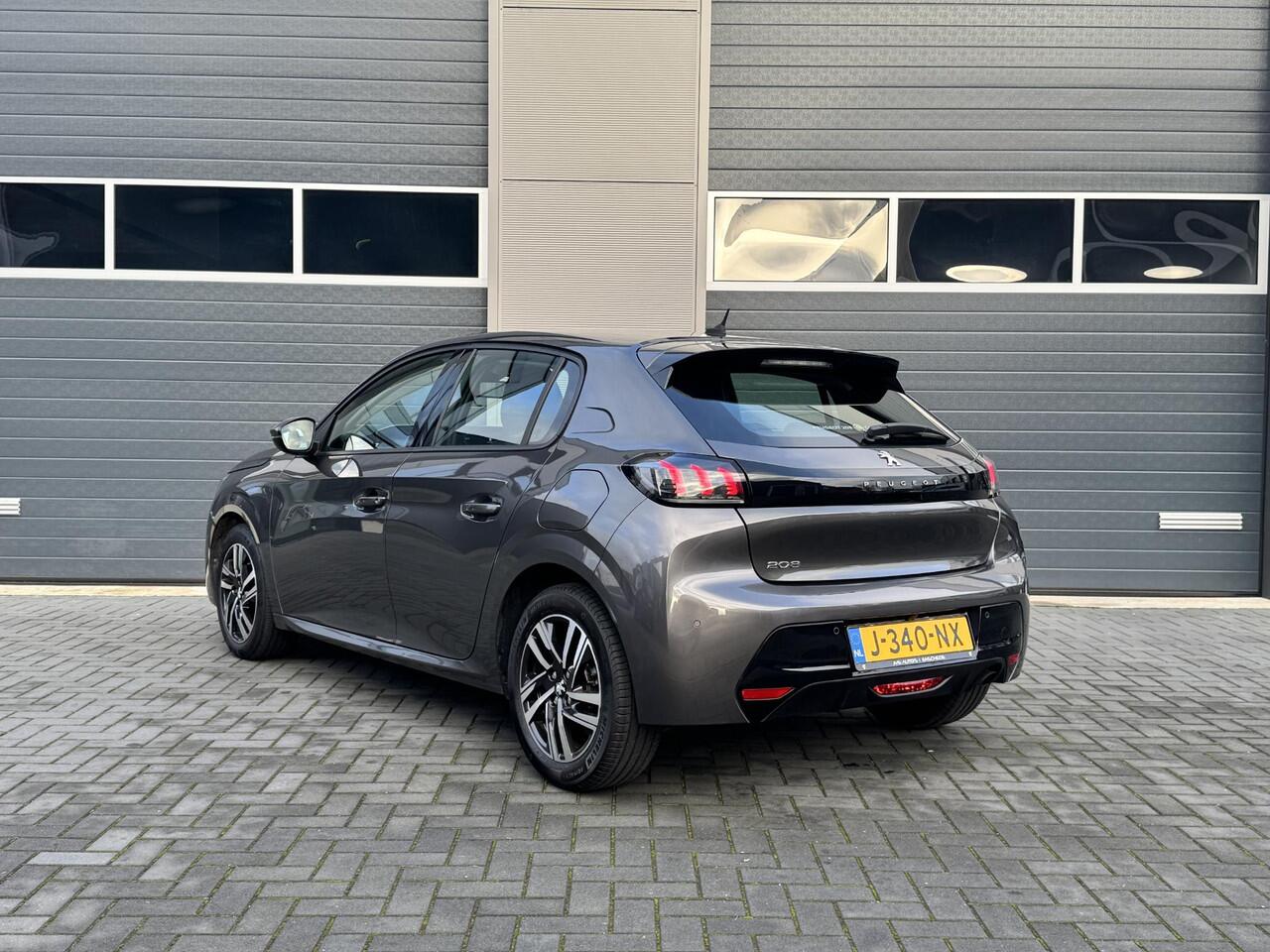 Peugeot 208 1.2/ 101 PK Allure LED/ Camera/ BTW/ PDC V+A/ 1e eigenaar/ Nieuwe riem/ NAP