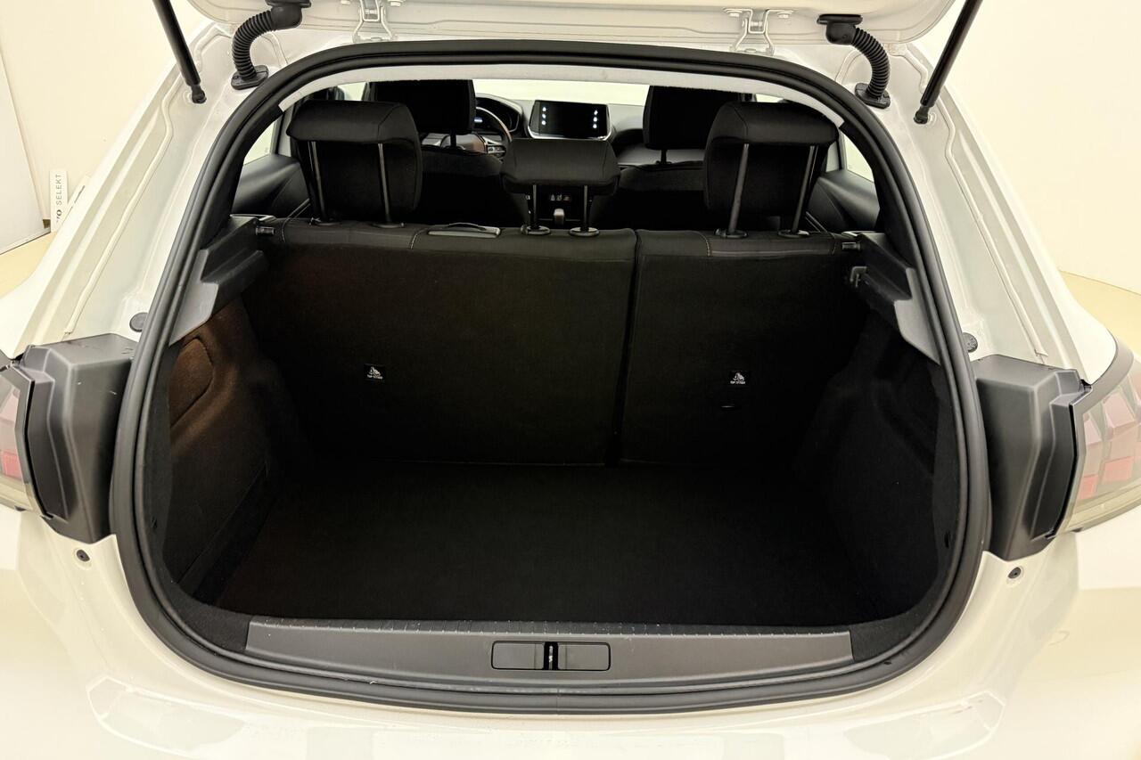 Peugeot 208 1.2 PureTech Blue Lease Active 75 PK | Handgeschakeld | Airco | Navigatie | Parkeersensor | Cruise Control | Licht Metalen Velgen | Camera | 1e eigenaar