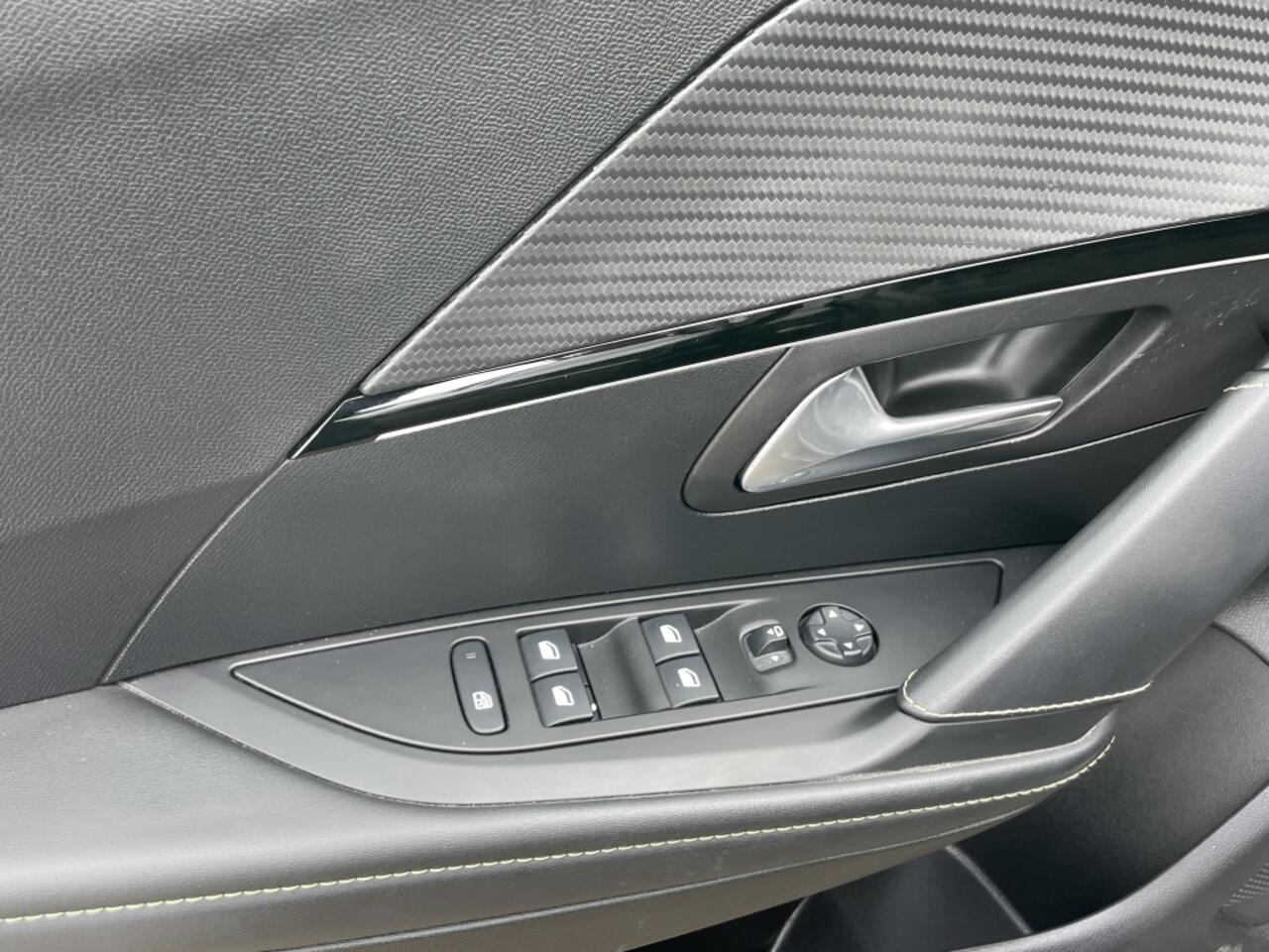 Peugeot 208 1.2 PureTech GT-Line