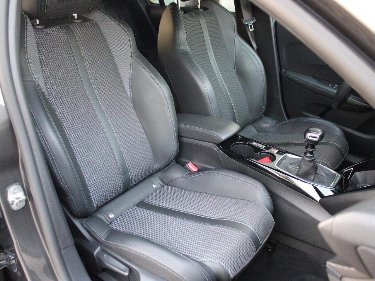 Peugeot 208 1.2 PT GT-Line | Camera / Trekhaak / Navi / Climate