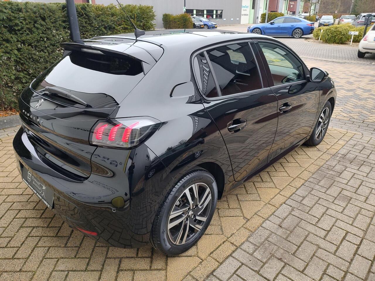 Peugeot 208 1.2 PureTech GT Allure Panoramadak Led 360-Camera Stoelverwarming Carplay Navi