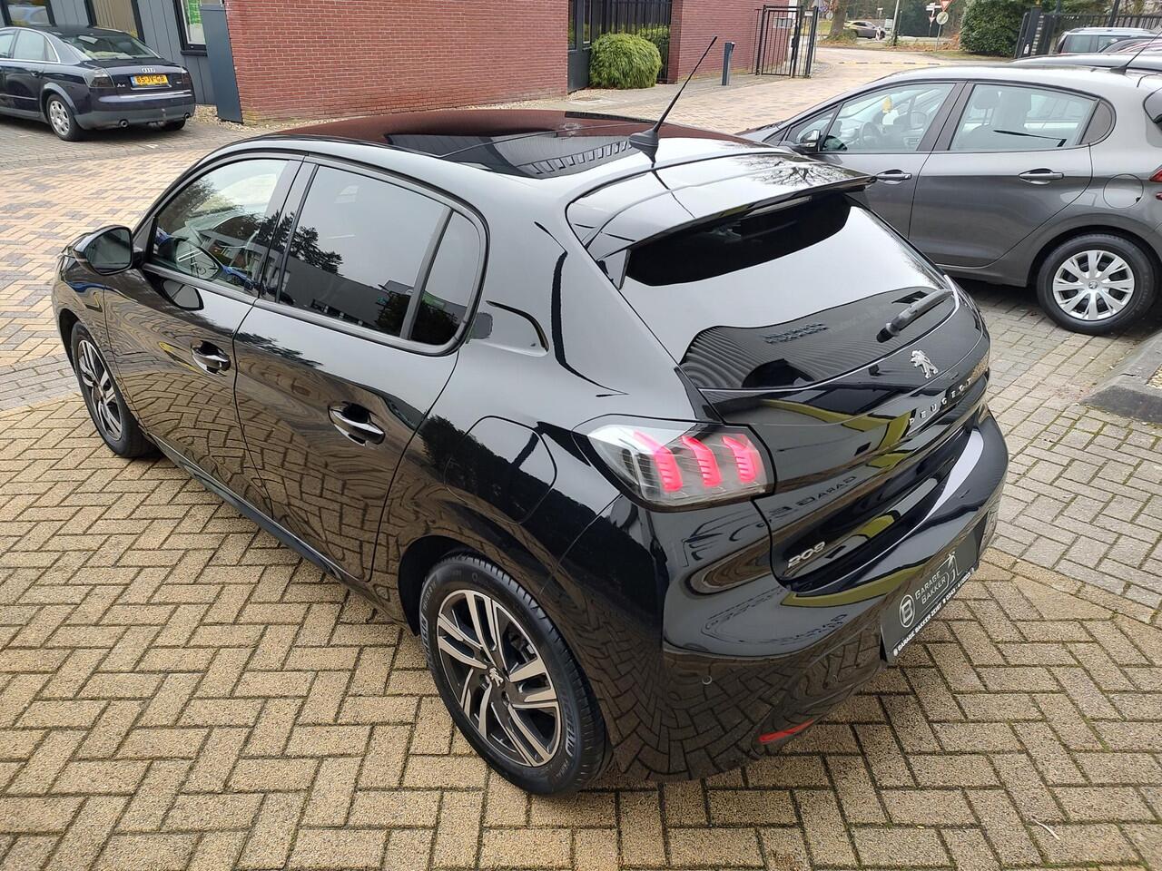 Peugeot 208 1.2 PureTech GT Allure Panoramadak Led 360-Camera Stoelverwarming Carplay Navi