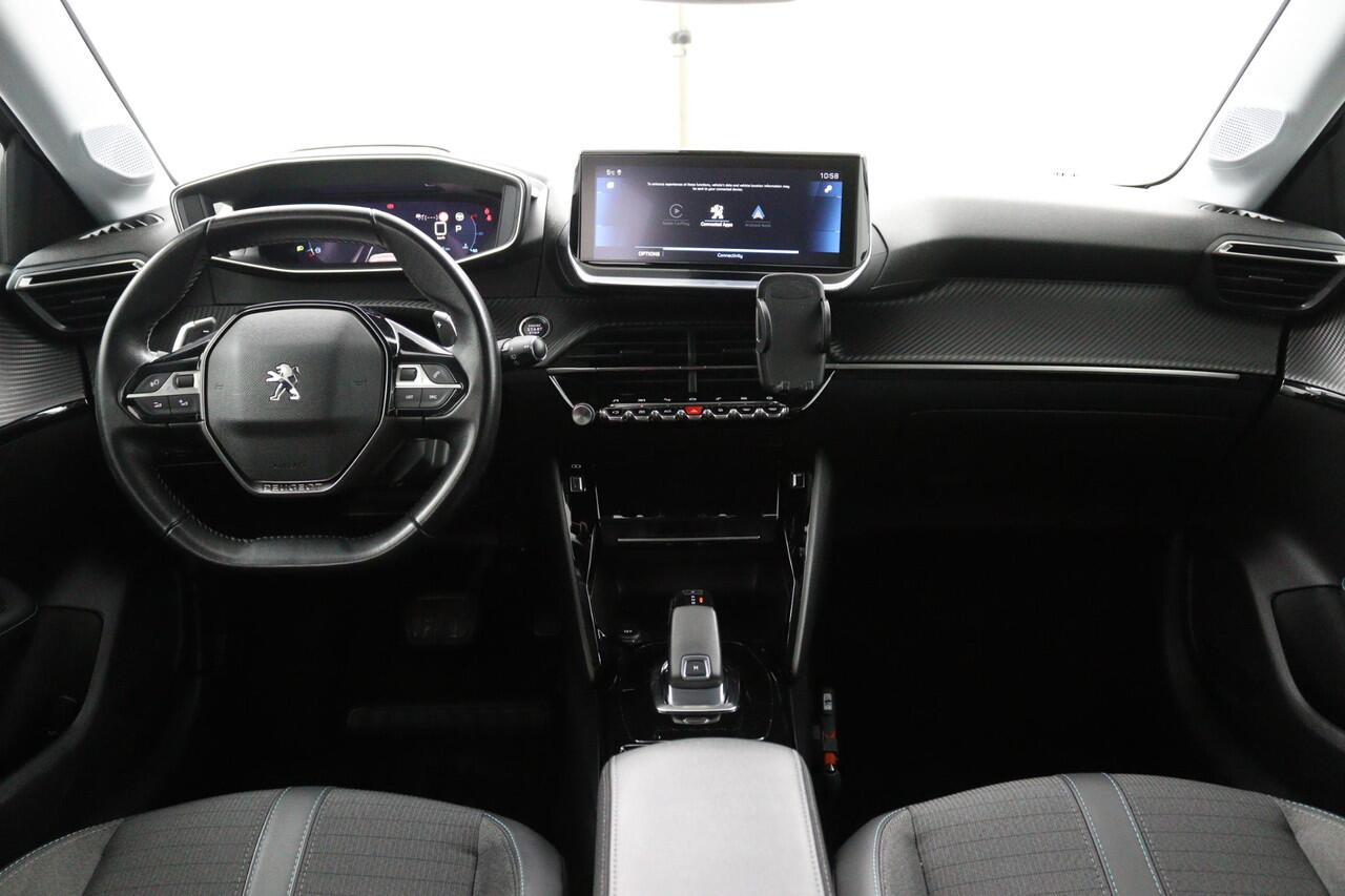 Peugeot 208 1.2 Allure*AUTOM*ACC*LANE-ASS*NAVI*CAM*CARPLAY*