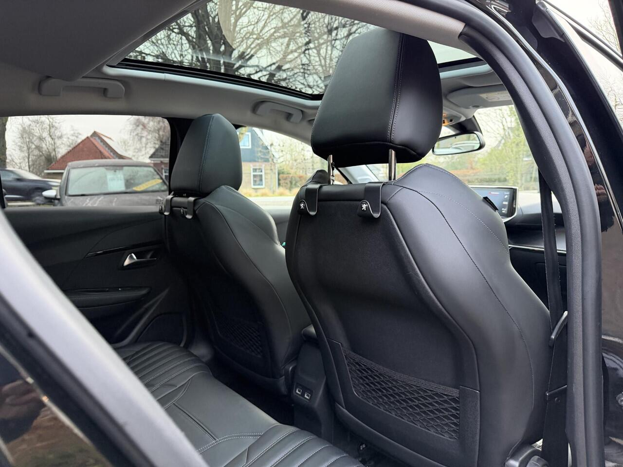 Peugeot 208 1.2 PureTech Leder l massage l automaat l led l