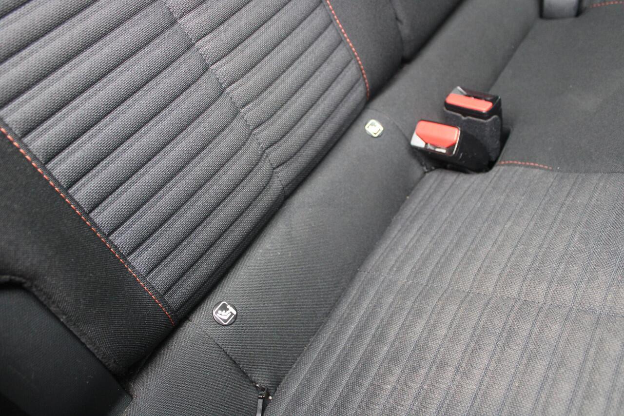 Peugeot 208 1.2 PureTech Active Airco Navi Carplay DAB Dealer onderhouden