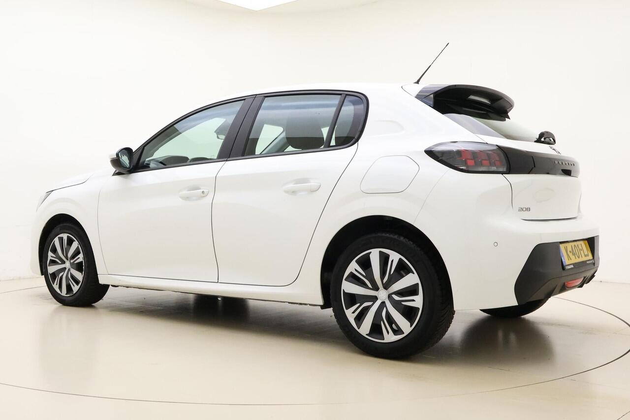 Peugeot 208 1.2 PureTech 100pk Active Handgeschakeld | Navigatie | Parkeersensor achter | Airco | Cruise Control | Radio | Bluetooth | BTW auto