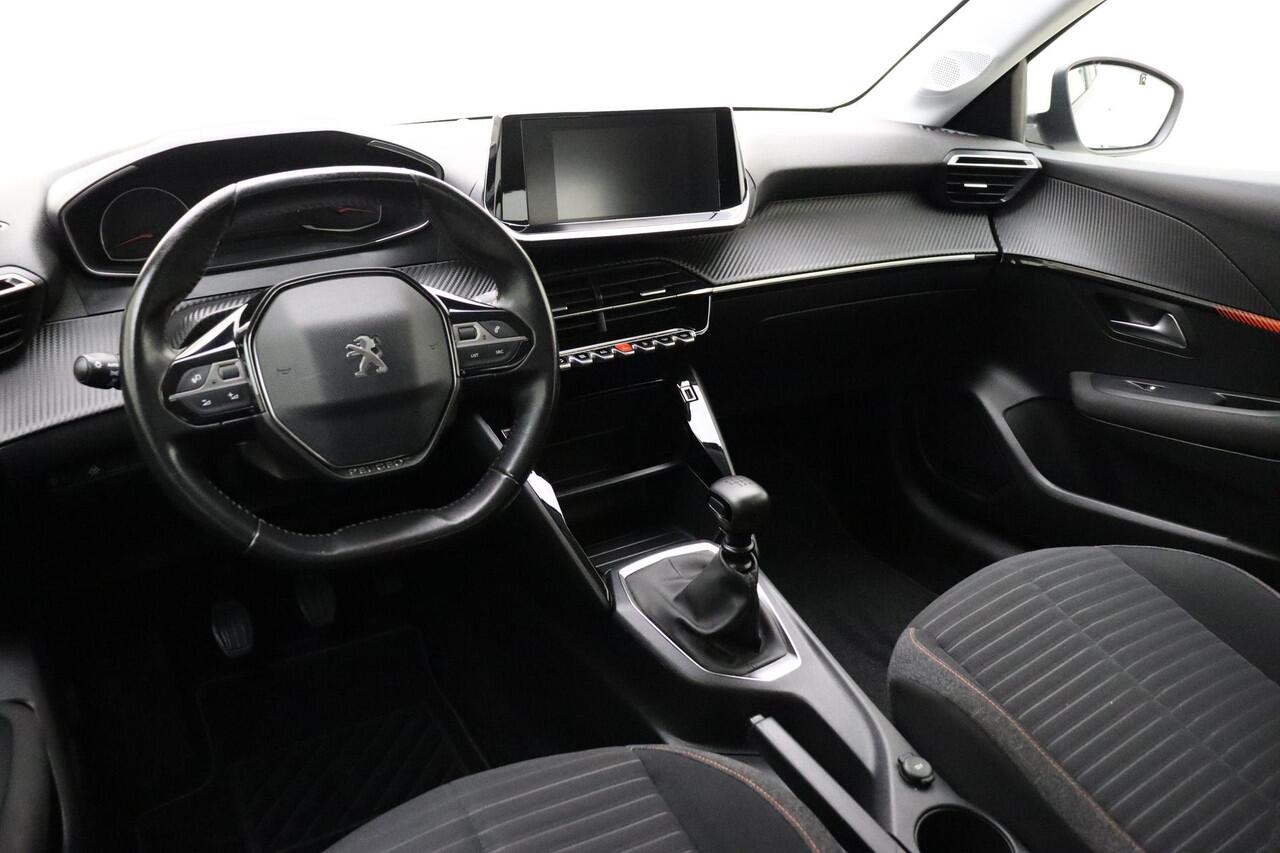 Peugeot 208 1.2 PureTech 100pk Active Handgeschakeld | Navigatie | Parkeersensor achter | Airco | Cruise Control | Radio | Bluetooth | BTW auto