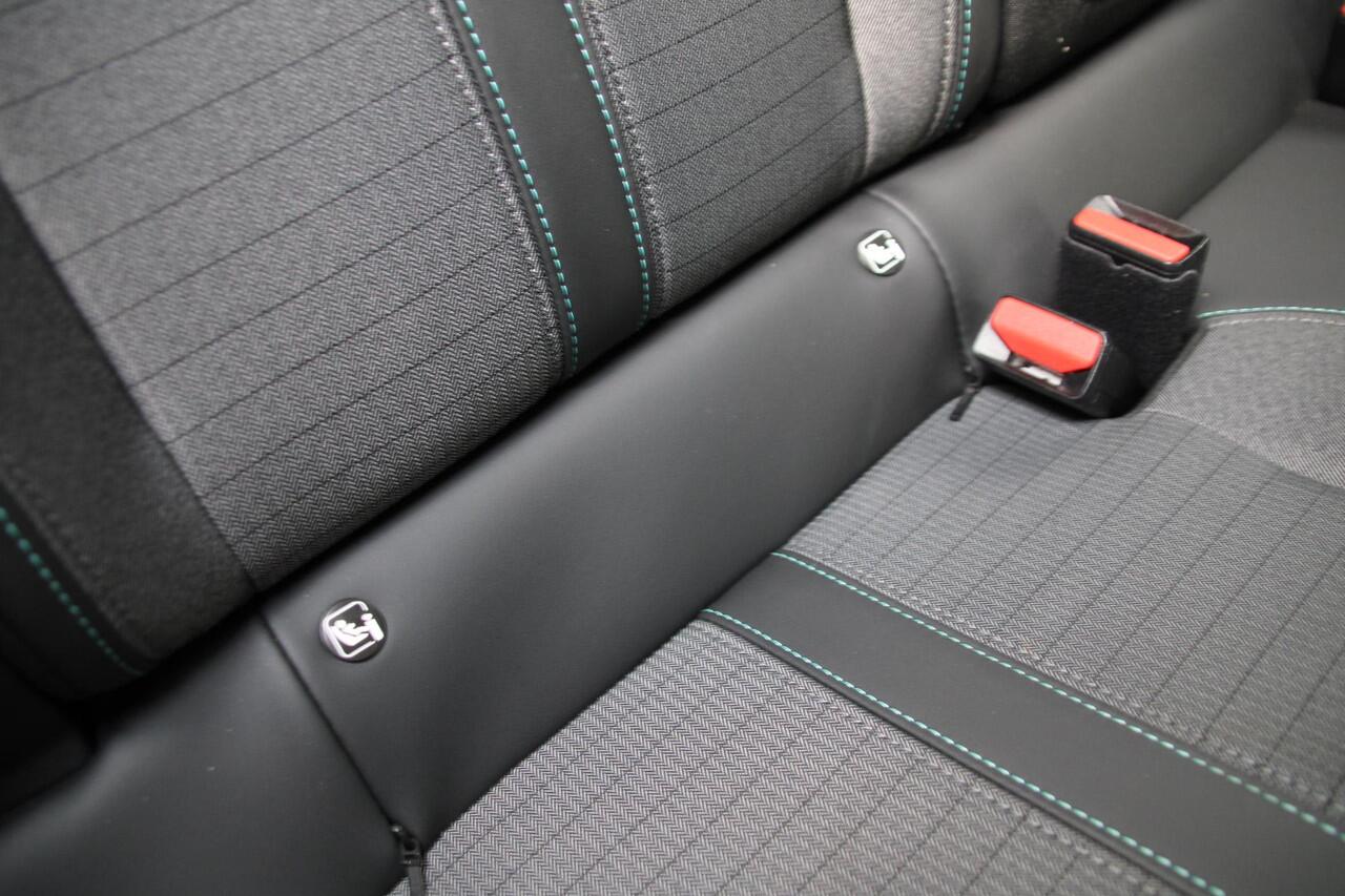 Peugeot 208 1.2 PureTech 100pk Allure Pack Airco Camera Carplay