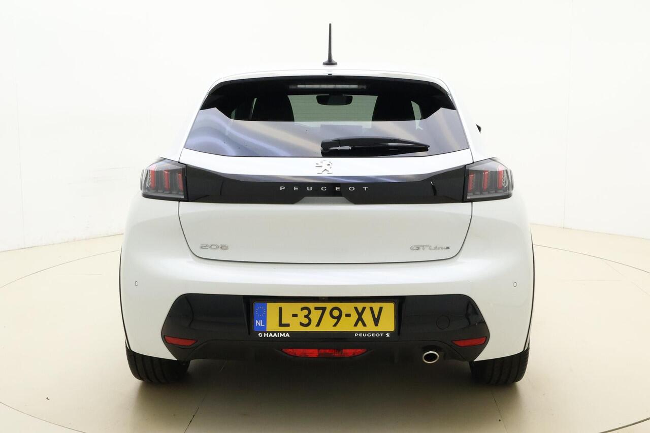 Peugeot 208 1.2 PureTech GT-Line 100 PK | Handgeschakeld | Peugeot Connect 3D Nav | Draadloze telefoonlader | Airco | Cruise Control | Camera | Parkeersensor | 1e eigenaar | Dealer onderhouden