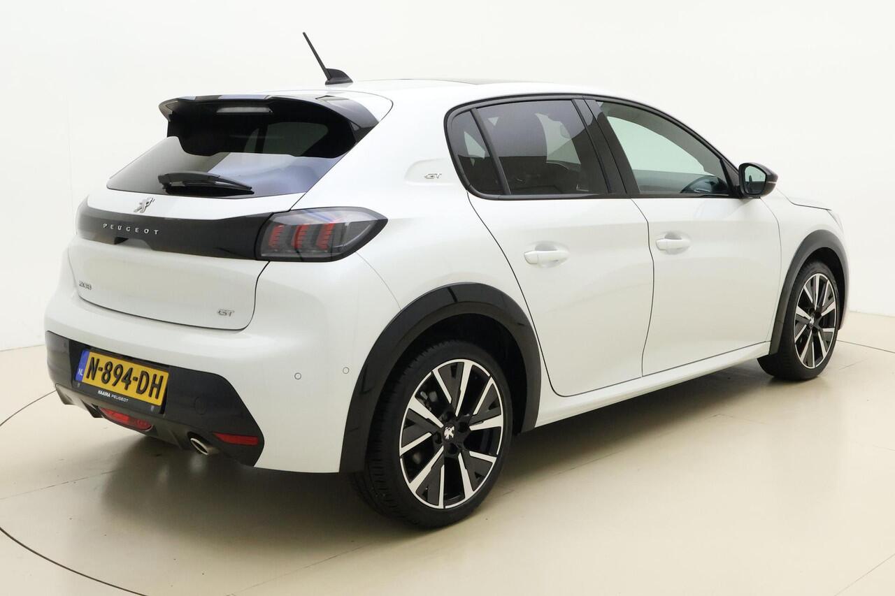 Peugeot 208 1.2 PureTech GT 100 Pk | Automaat | Stoelverwarming | Panorama Dak | Navigatie | Climate Control