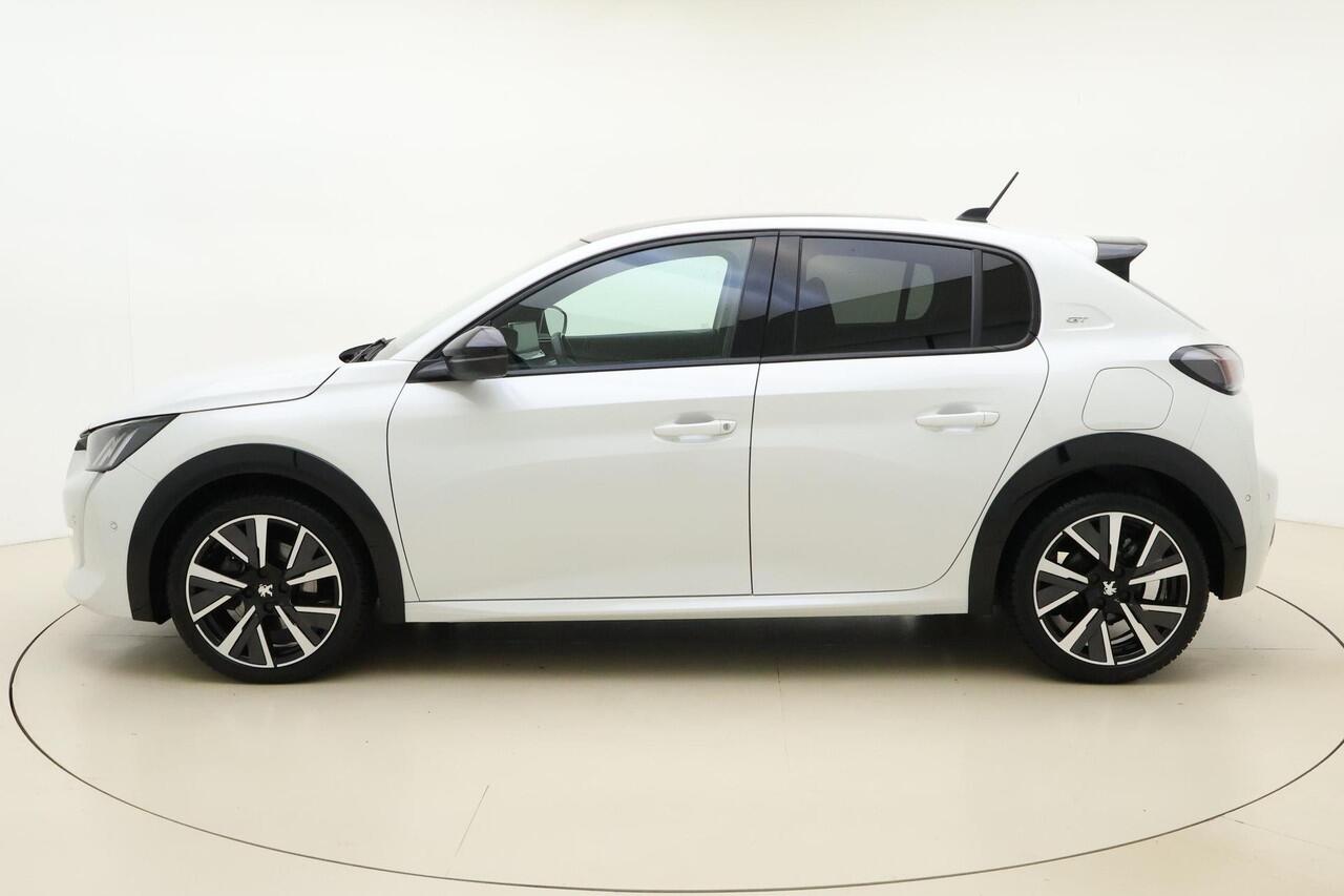 Peugeot 208 1.2 PureTech GT 100 Pk | Automaat | Stoelverwarming | Panorama Dak | Navigatie | Climate Control