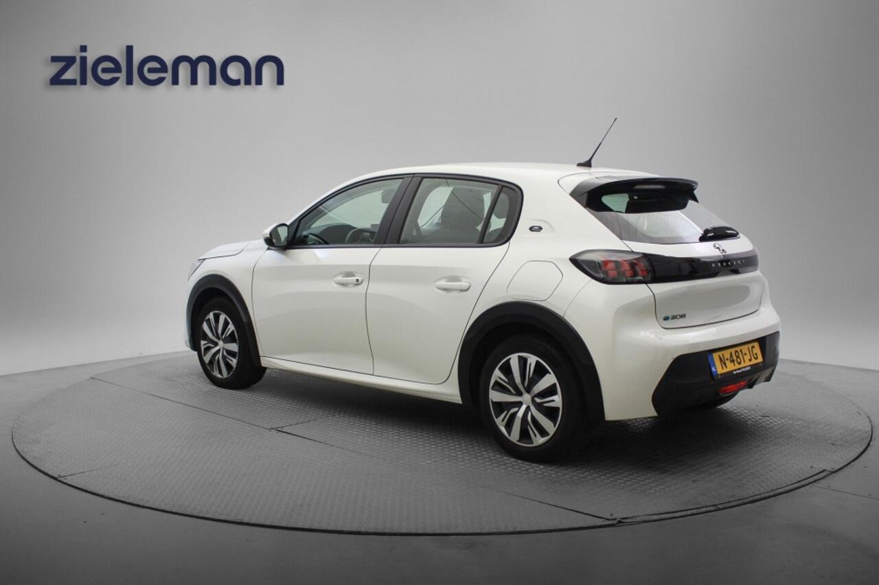 Peugeot 208 e-208 Active 50 kWh - Carplay, Navi, Cruise, SOH 90,9%