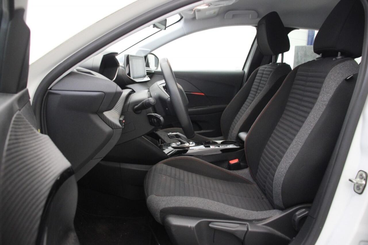 Peugeot 208 e-208 Active 50 kWh - Carplay, Navi, Cruise, SOH 90,9%