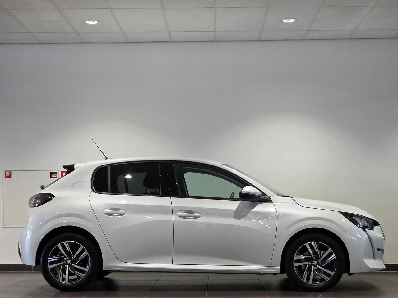 Peugeot 208 Allure Pack 1.2 Turbo 100pk | 3D i-COCKPIT® | 180° CAMERA + SENSOREN | KEYLESS | NAVI | ISOFIX | APPLE CARPLAY / ANDROID AUTO |