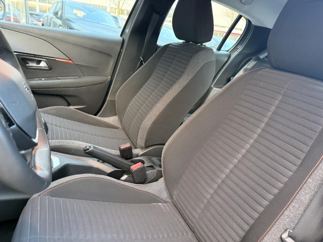 Peugeot 208 1.2 PureTech Active | Airco | Carplay