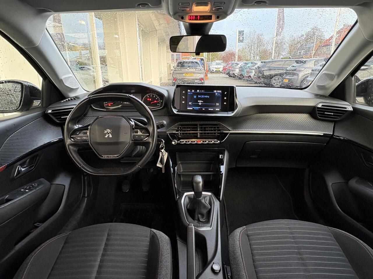 Peugeot 208 1.2 75pk Active | Apple Carplay/Android Auto | Cruise Control | LED verlichting | Weinig kilometers!