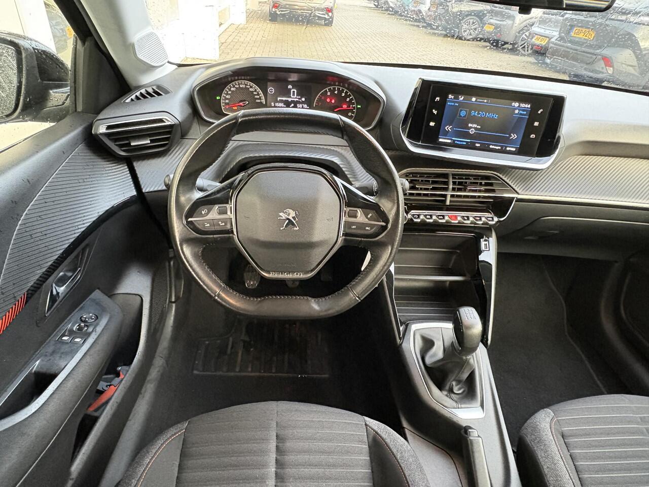 Peugeot 208 1.2 75pk Active | Apple Carplay/Android Auto | Cruise Control | LED verlichting | Weinig kilometers!