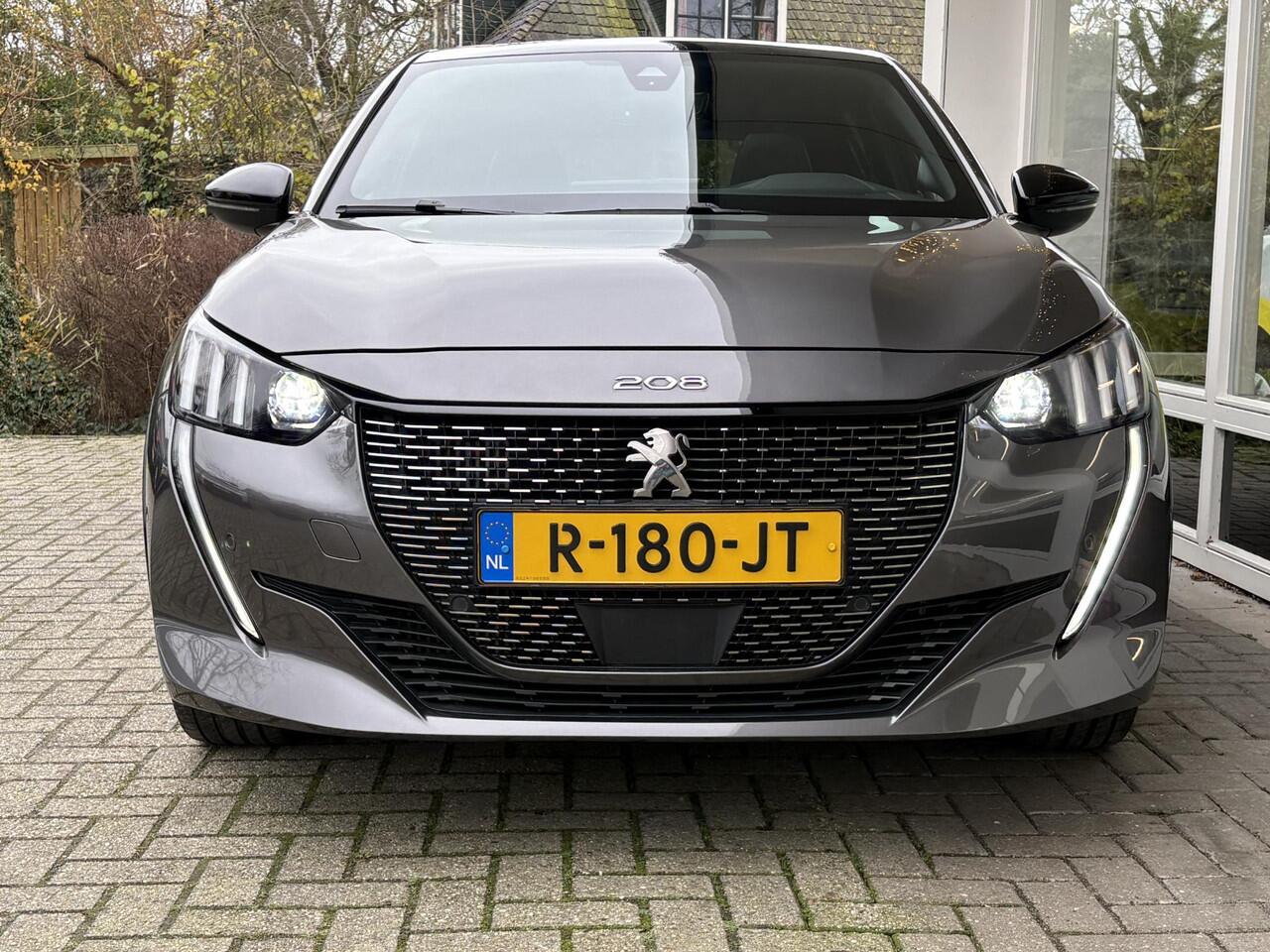 Peugeot 208 1.2T 100pk GT Pack | Full LED | Panoramadak | Dealeronderhouden | Dodehoek detectie | Keyless | Navigatie | Climate Control | Nieuwstaat!