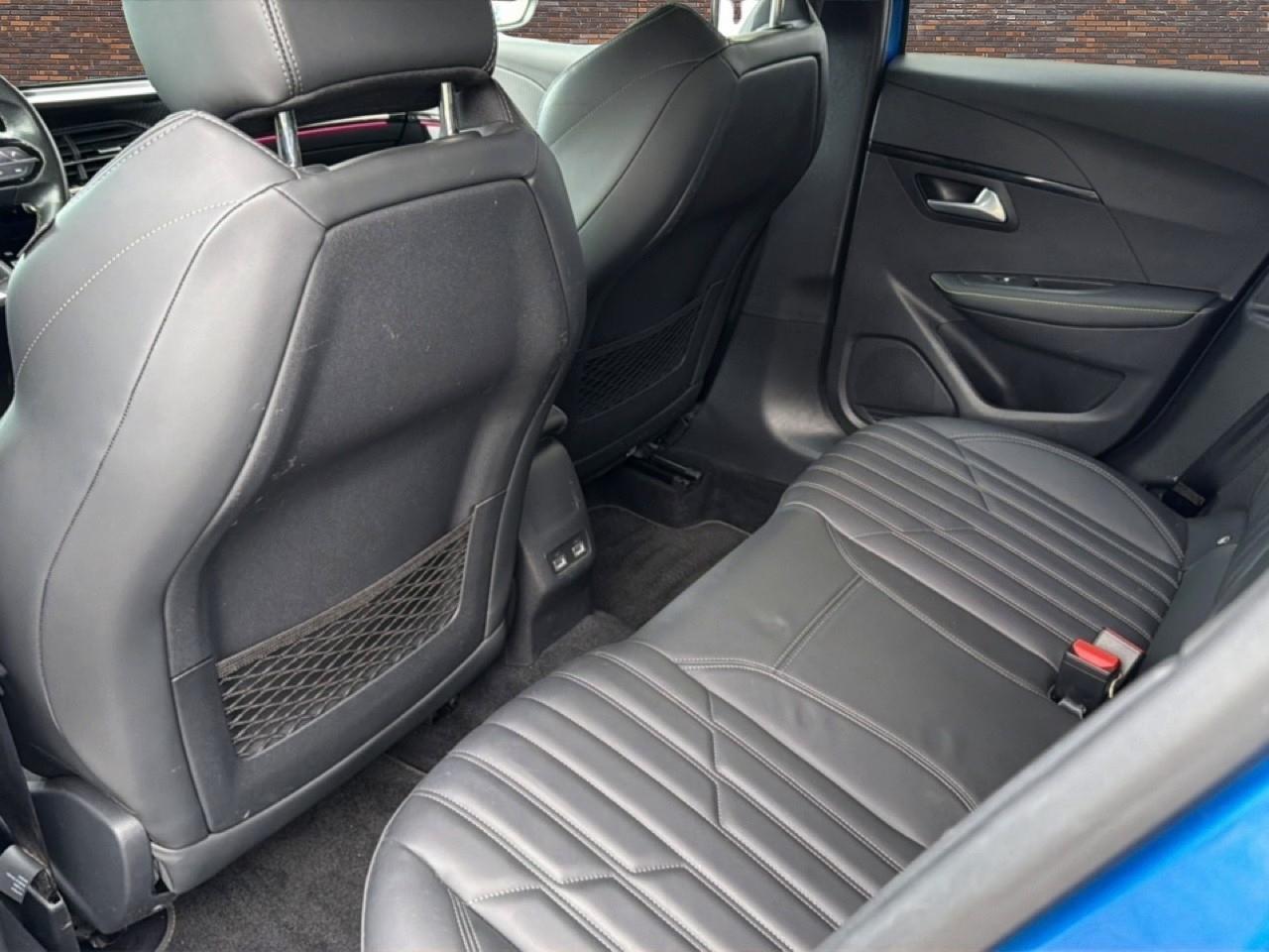 Peugeot 208 1.2 131pk GT Pack PANODAK LMV PRIV.GLASS