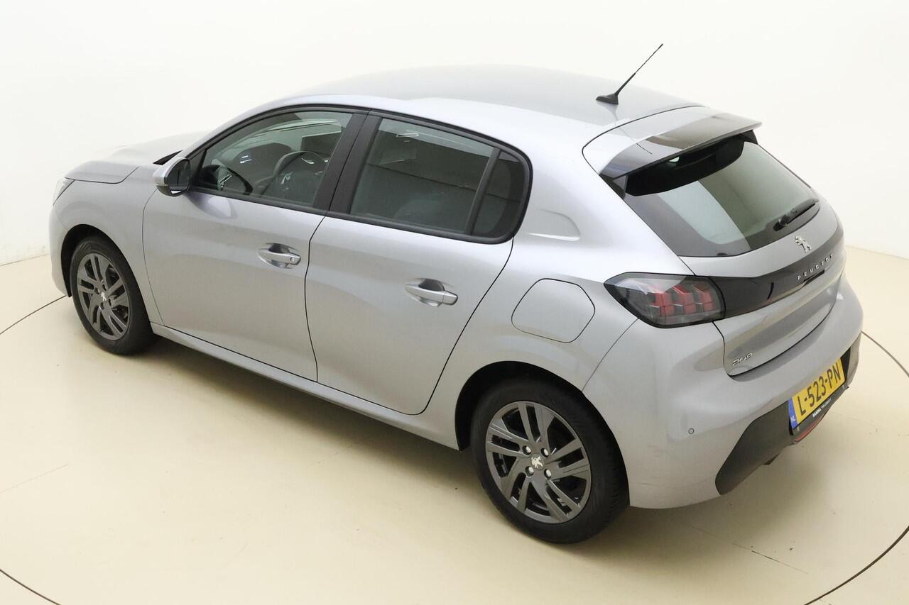 Peugeot 208 1.2 PureTech Blue Lease Active 75 PK | Handgeschakeld | Licht Metalen Velgen | Parkeersensor | Airco | Cruise Control | Bluetooh | Mirror Screen | Apple Carplay | 1e eigenaar