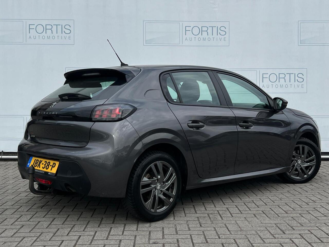 Peugeot 208 1.2 PureTech Allure Pack RIEM V.V | CARPLAY | AFN. TREKHAAK | APK T/M 27