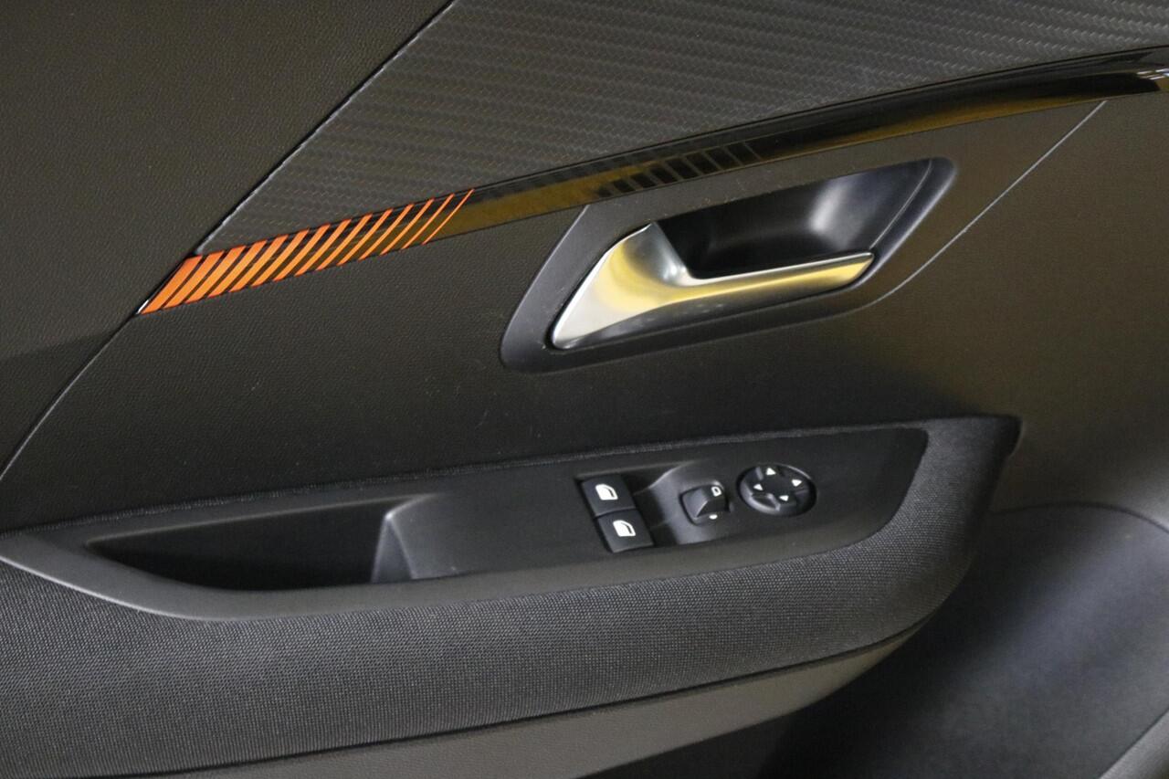 Peugeot 208 1.2 PureTech Active Nw. Distributieriem - Airco - Navi - Cruise