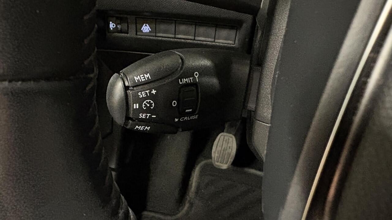 Peugeot 208 1.2 PureTech Active | 1 jr BOVAG garantie | Cruise controle