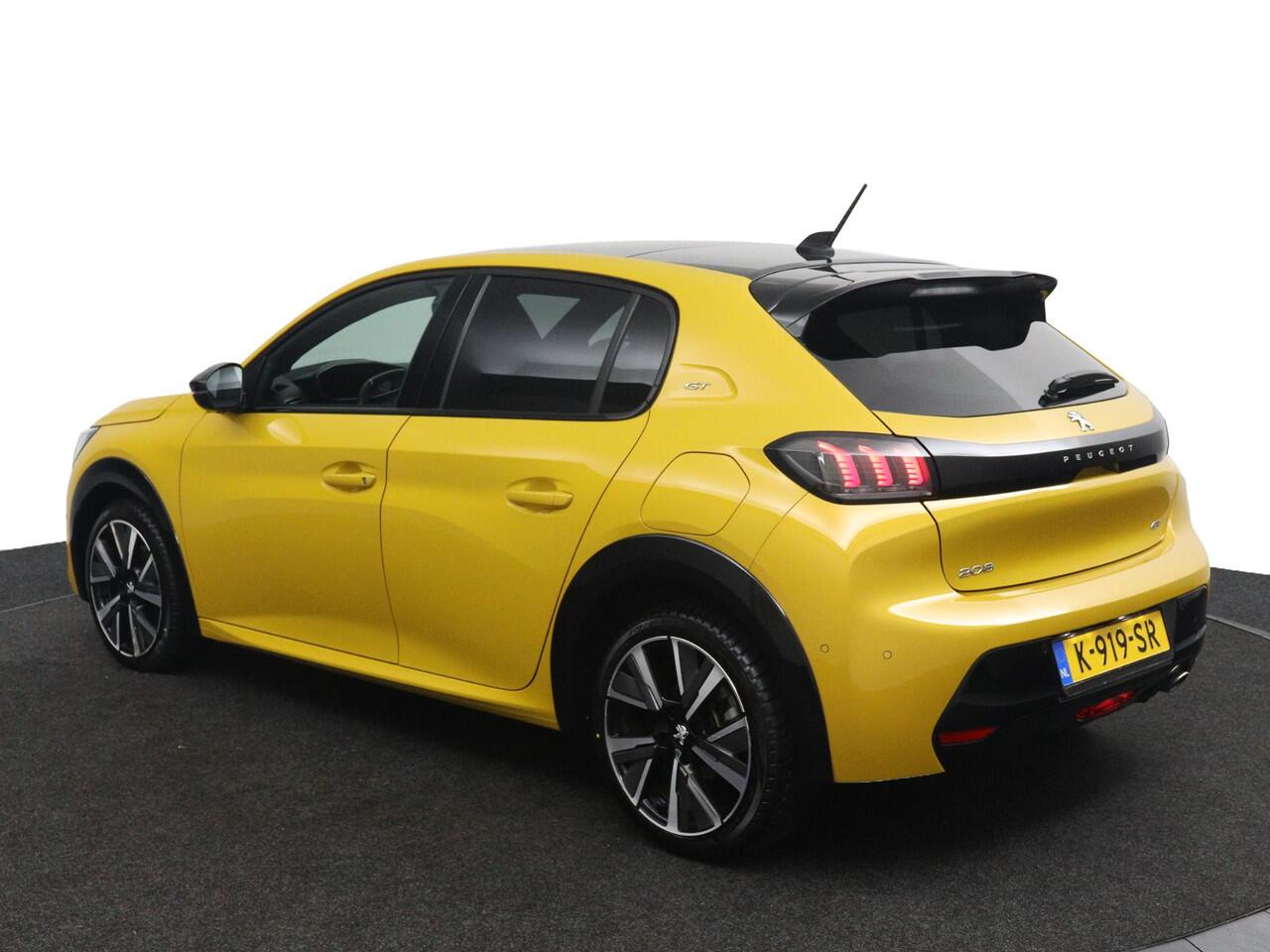 Peugeot 208 1.2*GT-LINE*PANO*AUTOM*ECC*CRUISE*NAVI*CAM*CARPLAY