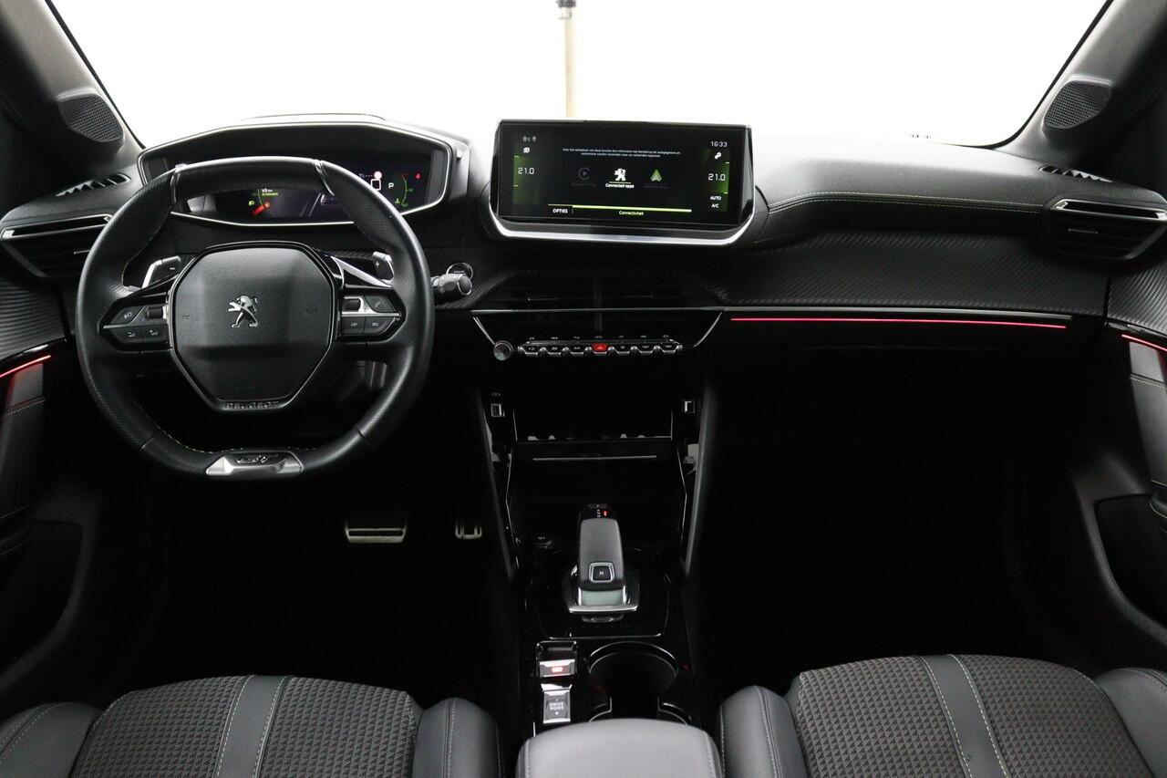 Peugeot 208 1.2*GT-LINE*PANO*AUTOM*ECC*CRUISE*NAVI*CAM*CARPLAY