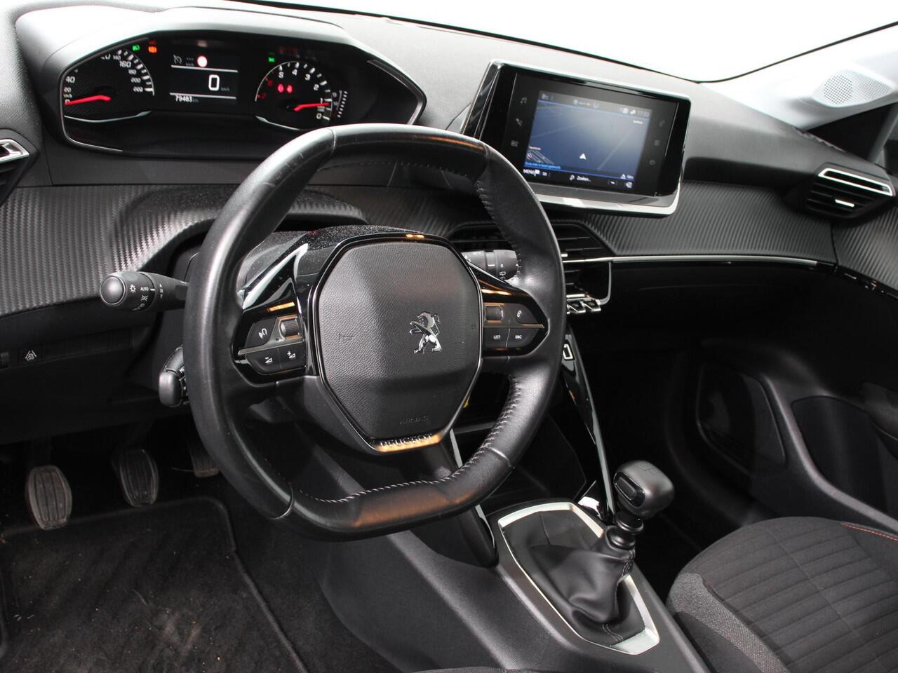 Peugeot 208 1.2 PureTech 100pk Active Pack | Navigatie | Apple Carplay/Android Auto | Parkeersensoren achter | Cruise Control | Airco | Lichtmetalen velgen