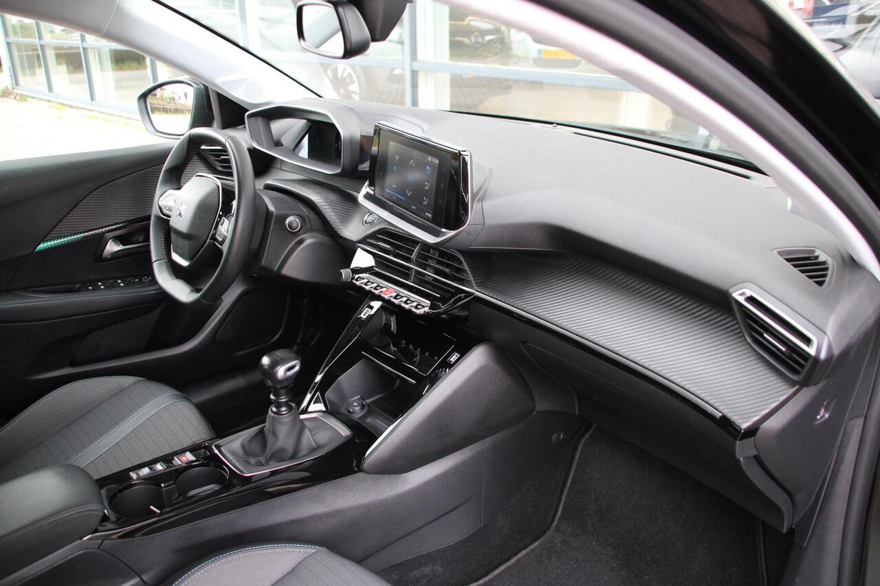 Peugeot 208 1.2 PureTech 100pk Allure Pack Airco Cruise Carplay Camera 1e eigenaar dealer onderhouden