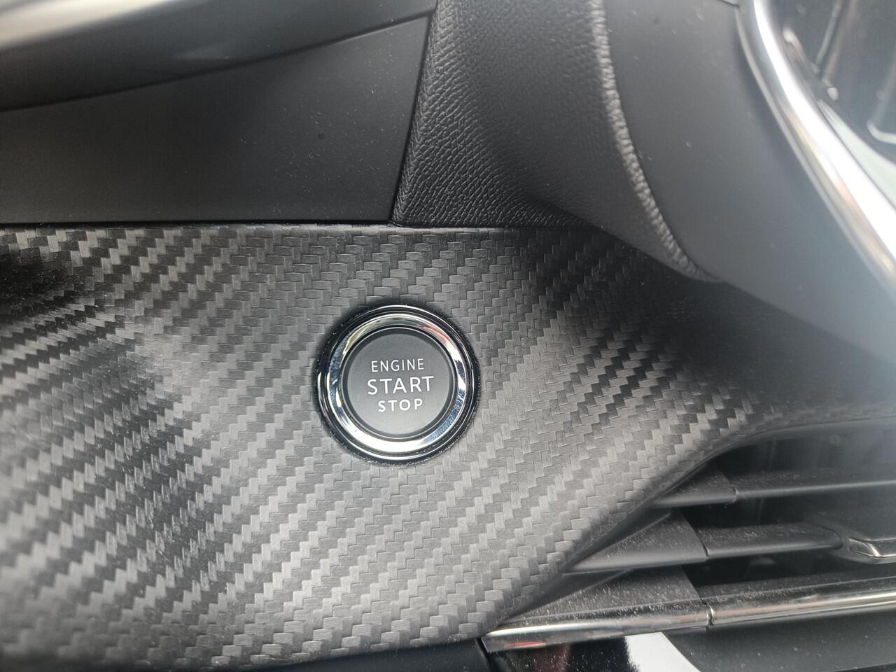 Peugeot 208 1.2 PureTech GT 100PK //Camera