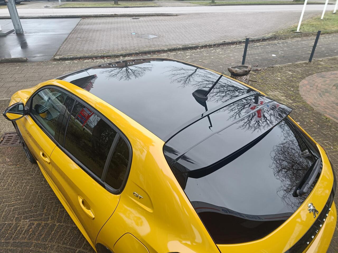 Peugeot 208 1.2 PureTech GT 100PK //Camera