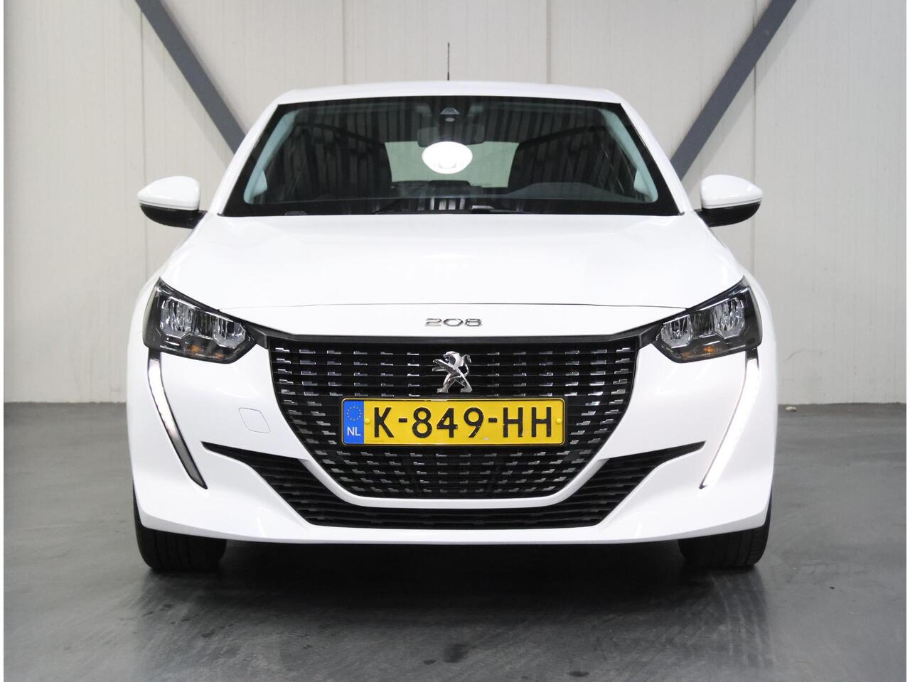 Peugeot 208 1.2 75PK Active | 1ste eigenaar | Parkeersensoren | Navigatie | Airco | AppleCarplay/AndroidAuto | Lederen Stuurwiel | DAB Radio | Cruise Control | Isofix | Bluetooth |