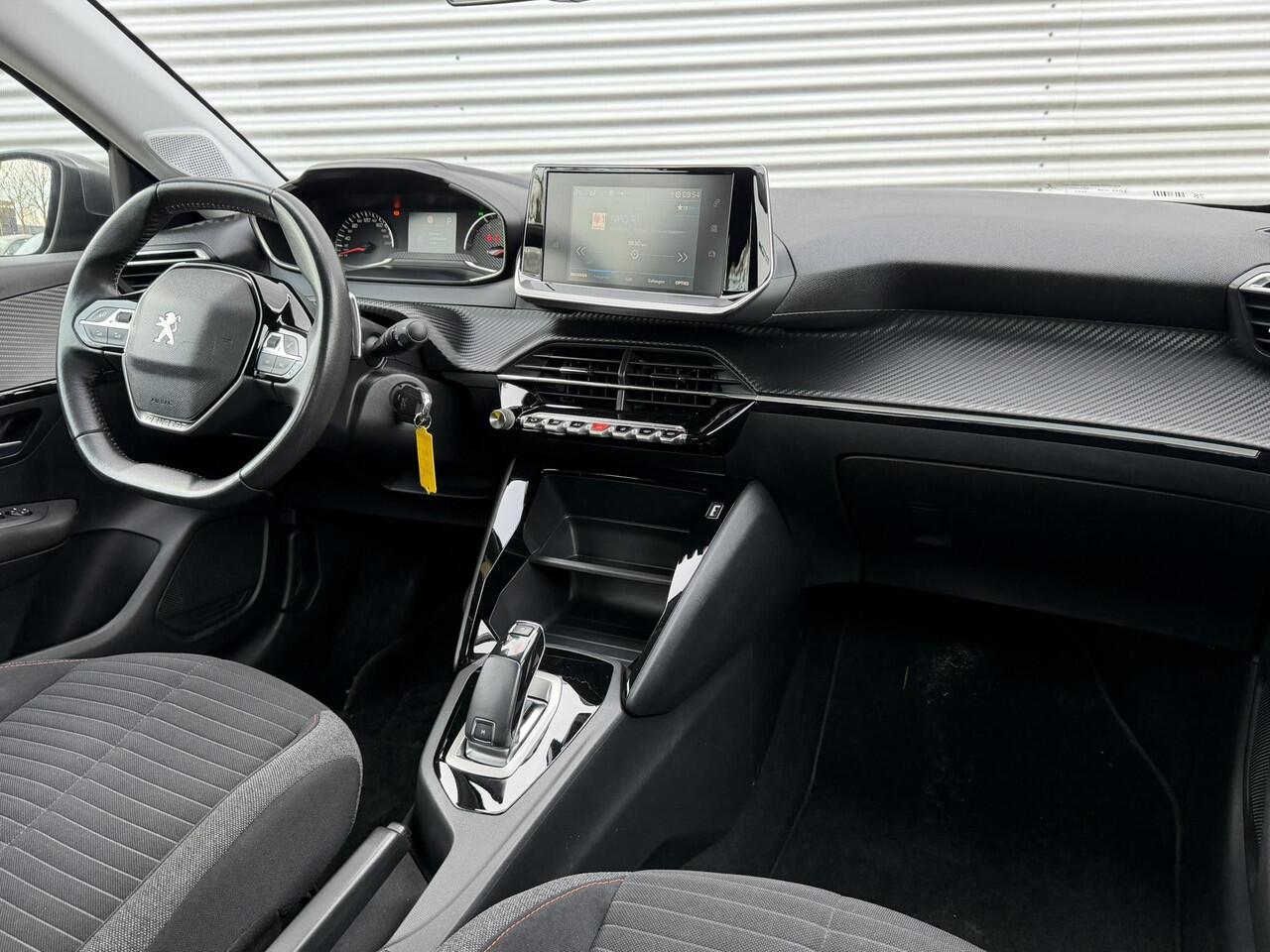 Peugeot 208 1.2 PureTech Active | LED | Carplay | PDC |