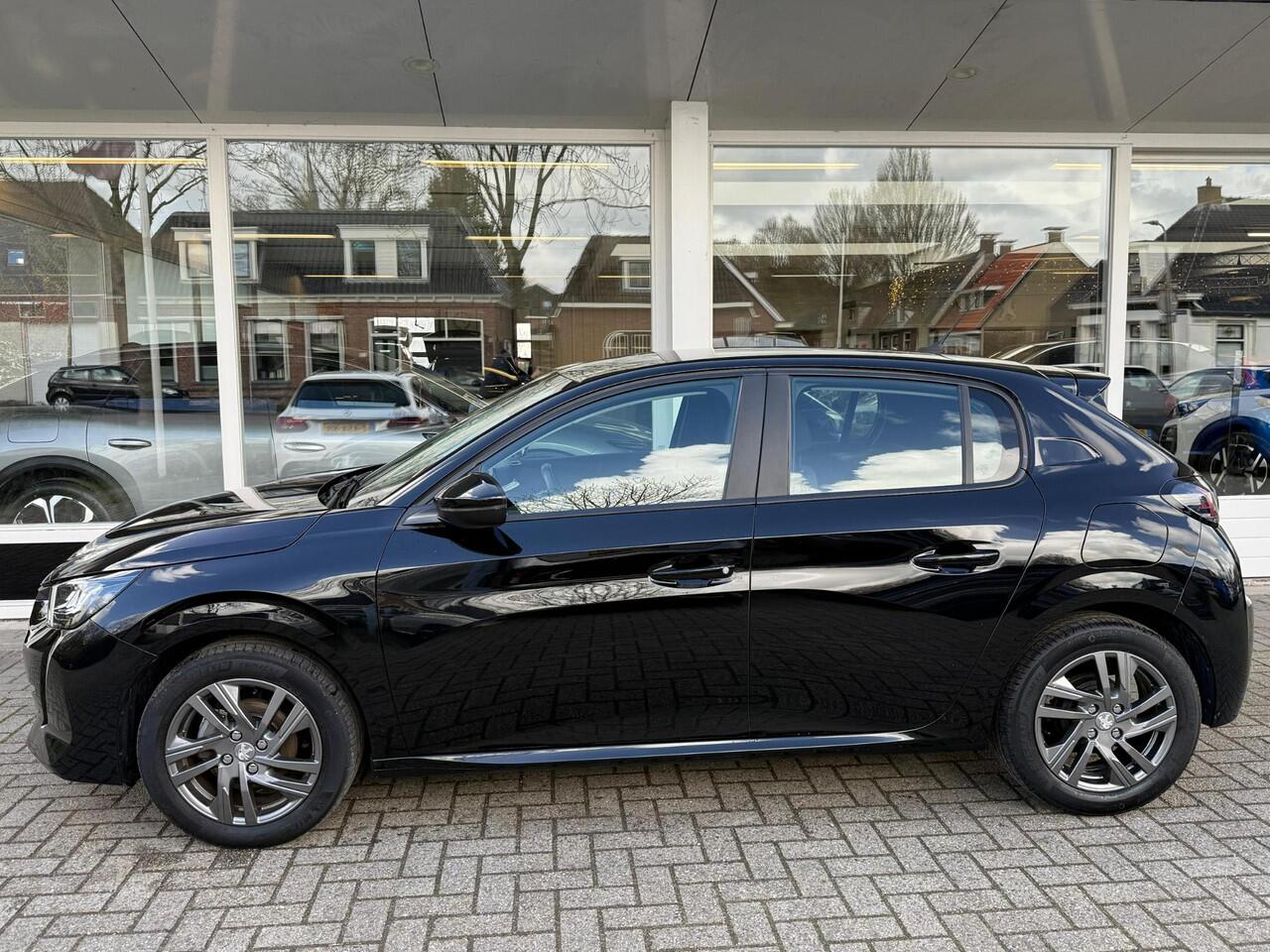 Peugeot 208 1.2 Active Pack 75PK | Navigatie | LED koplampen | DAB+ | Airco | Parkeersensoren achter | 16'' LM Velgen | 1e eigenaar
