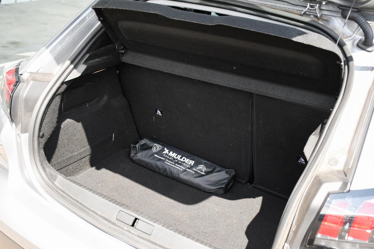 Peugeot 208 1.2 Active APPLE CARPLAY/ CRUISE CONTROL/ DAB