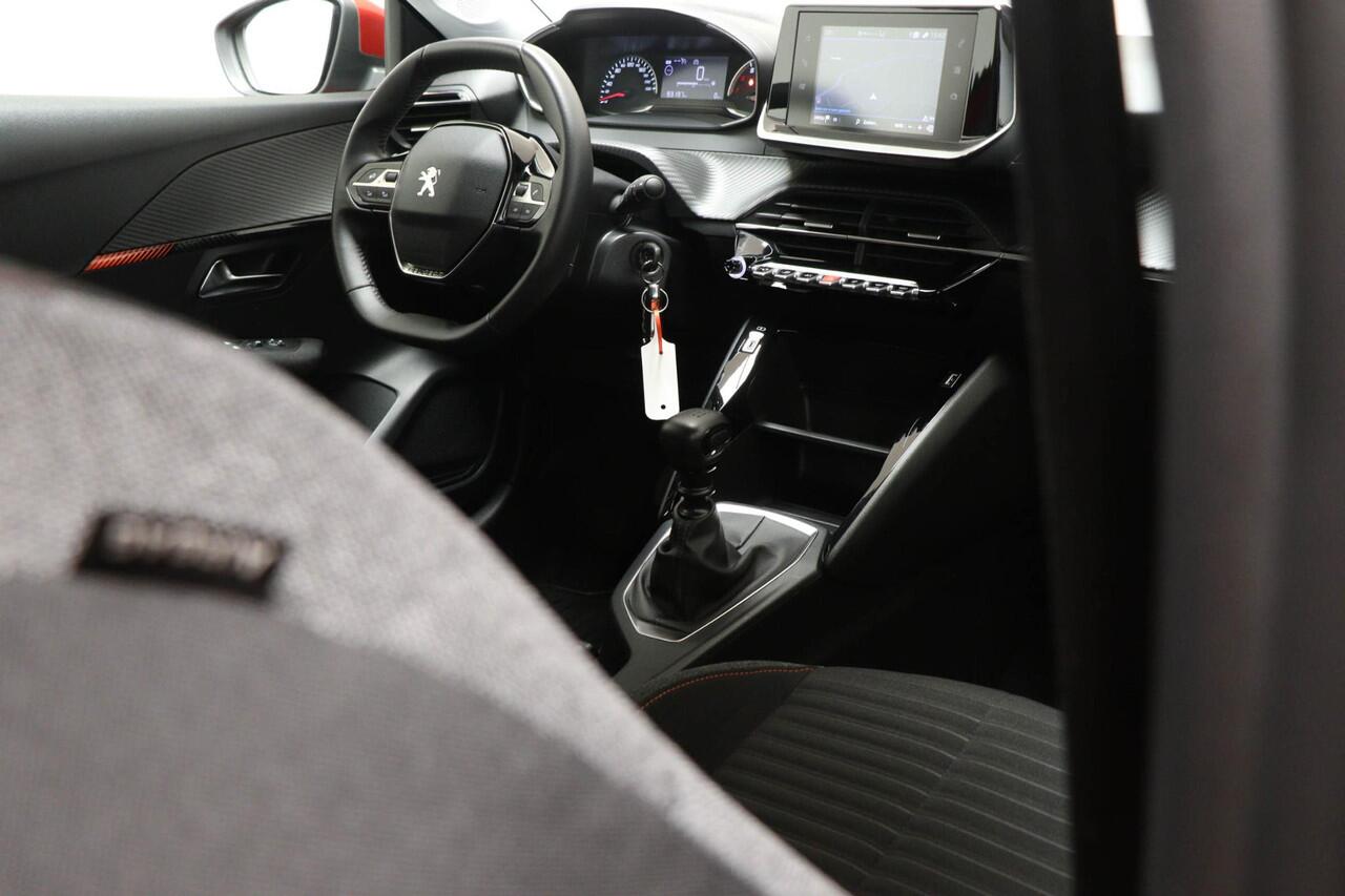 Peugeot 208 1.2 PureTech Blue Lease Active | LED | DAB | APPLE | NAVIGATIE