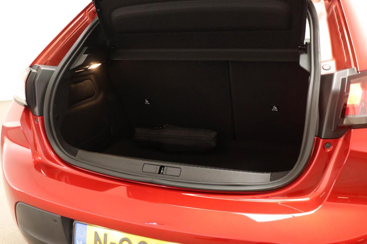 Peugeot 208 1.2 PureTech Blue Lease Active | LED | DAB | APPLE | NAVIGATIE