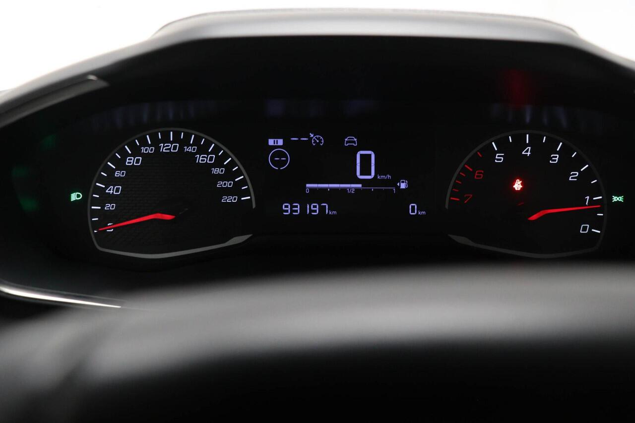 Peugeot 208 1.2 PureTech Blue Lease Active | LED | DAB | APPLE | NAVIGATIE